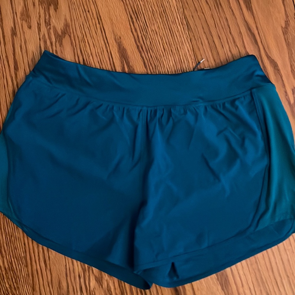 Athletic shorts